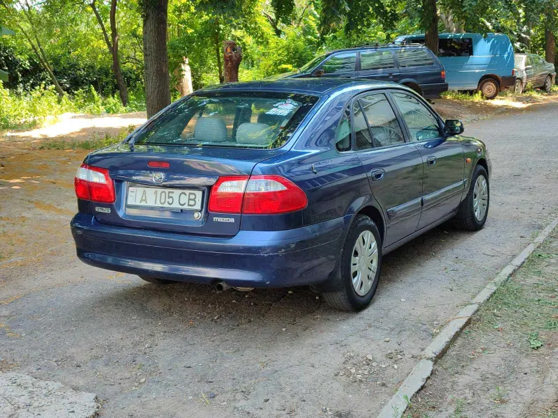 Mazda 626, 2000