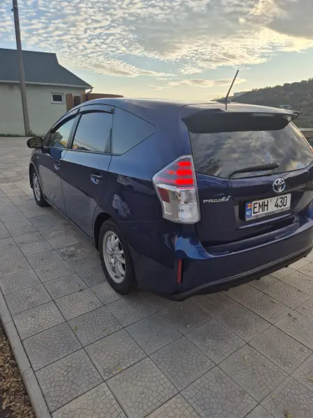 Toyota Prius, 2015