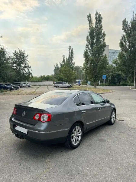 Volkswagen Passat, 2008