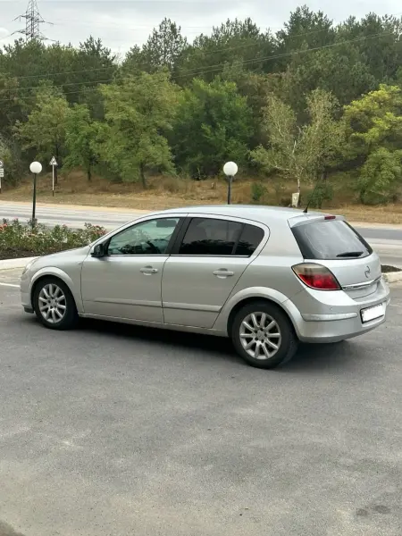 Opel Astra, 2004