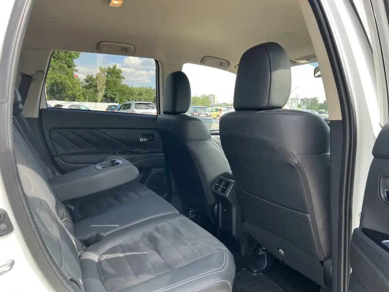 Mitsubishi Outlander, 2018