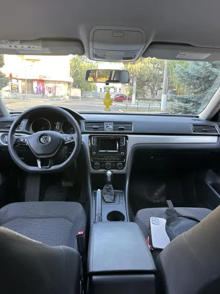 Volkswagen Passat, 2016