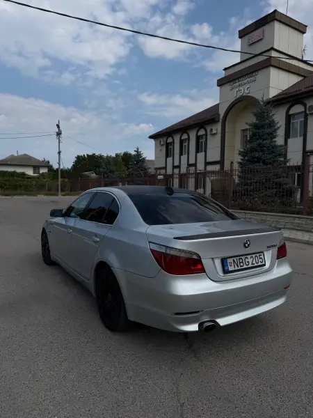 BMW 5 Series, 2008