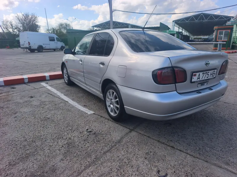 Nissan Primera, 2000