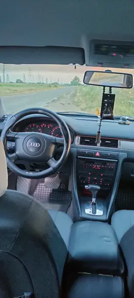 Audi A6, 1998