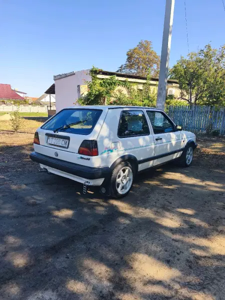 Volkswagen Golf, 1990