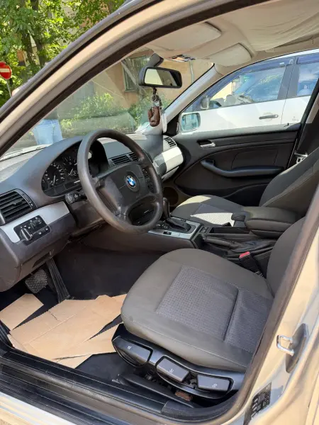 BMW 3 Series, 2004