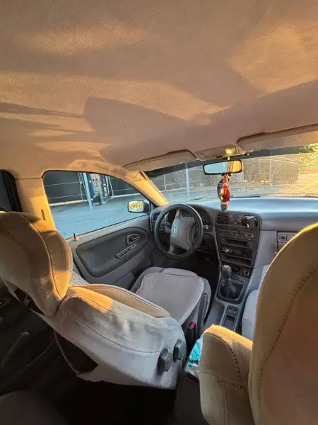 Volvo S40, 1997