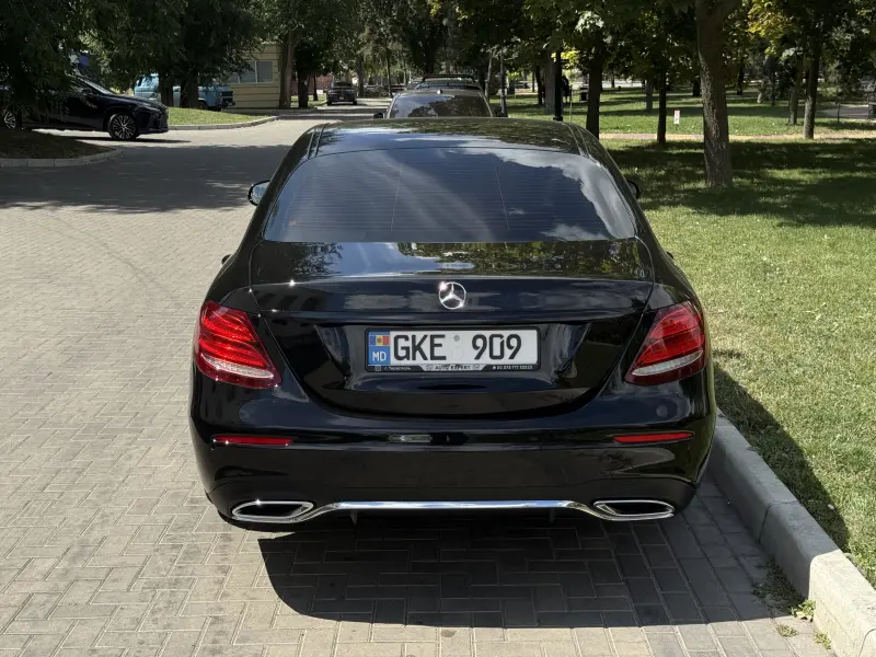 Mercedes-Benz E-Class, 2017