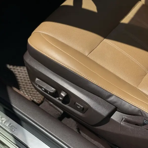 Lexus ES, 2016