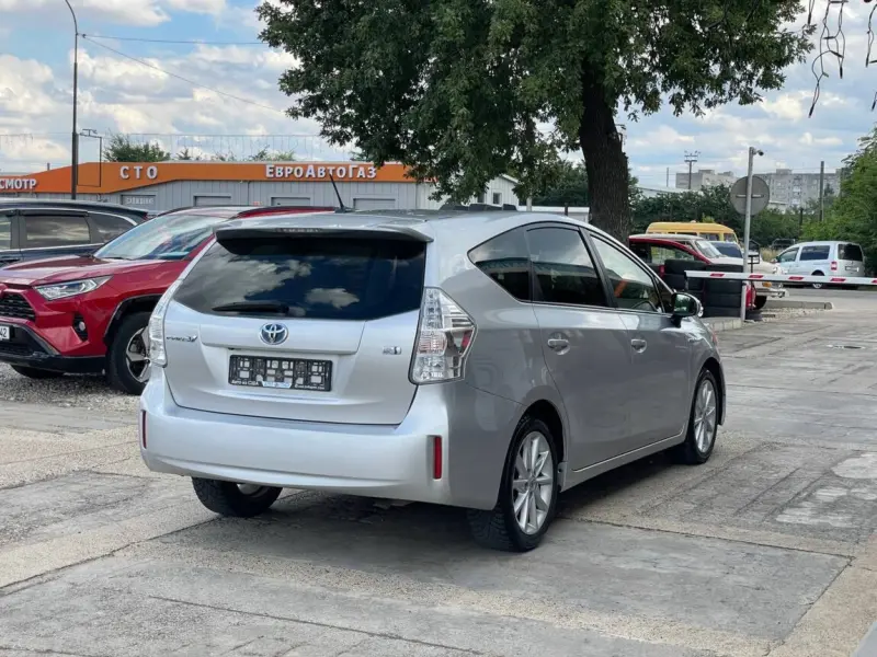 Toyota Prius, 2012