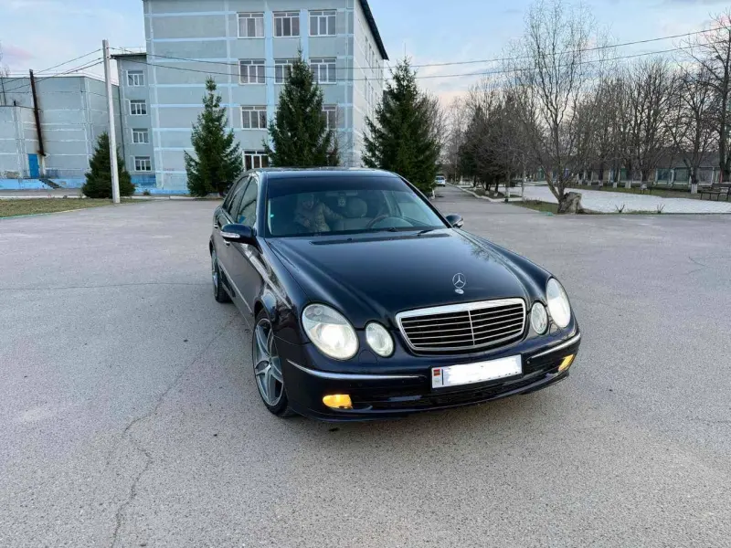 Mercedes-Benz E-Class, 2003