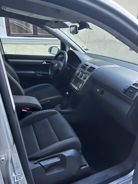 Volkswagen Touran, 2008