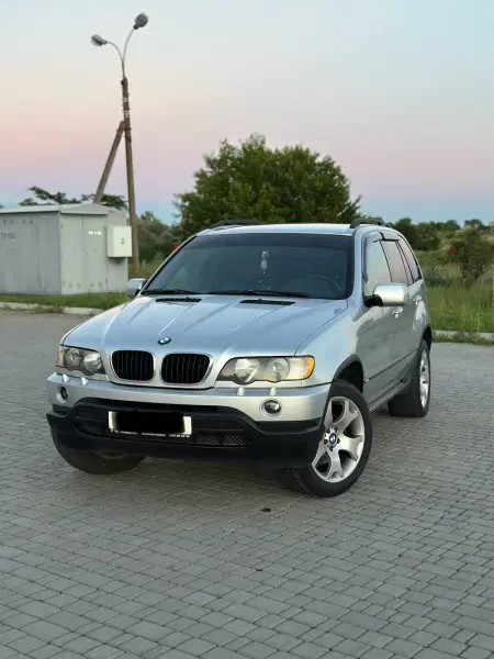 BMW X5, 2001