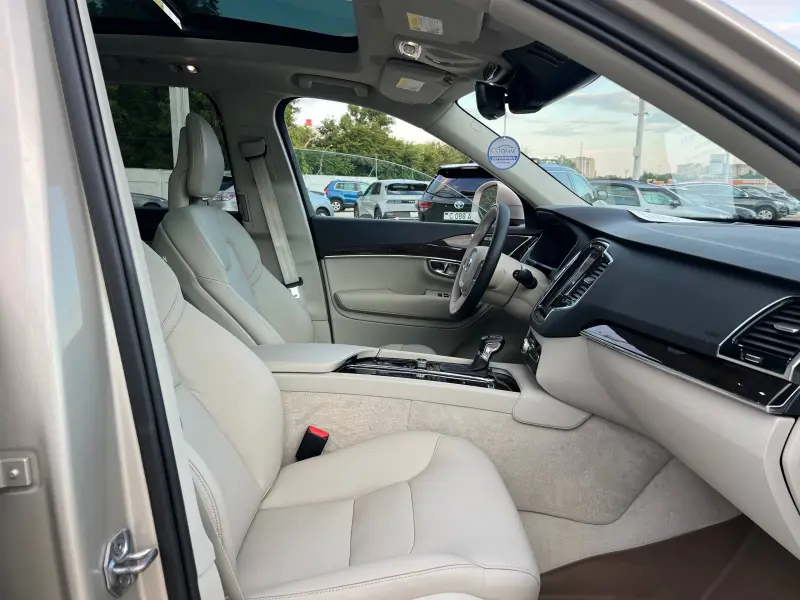 Volvo XC90, 2016