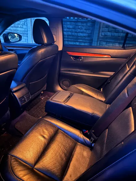 Lexus ES, 2013