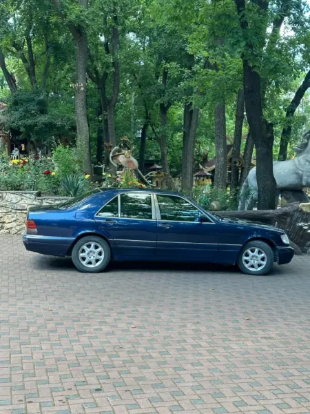 Mercedes-Benz S-Class, 1994
