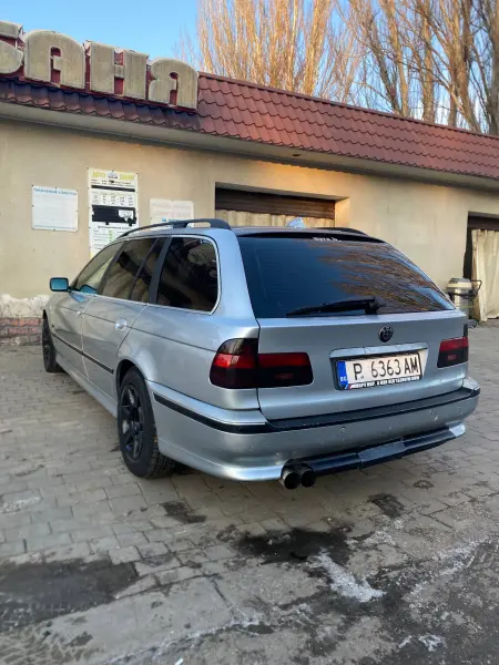 BMW 5 Series, 1999