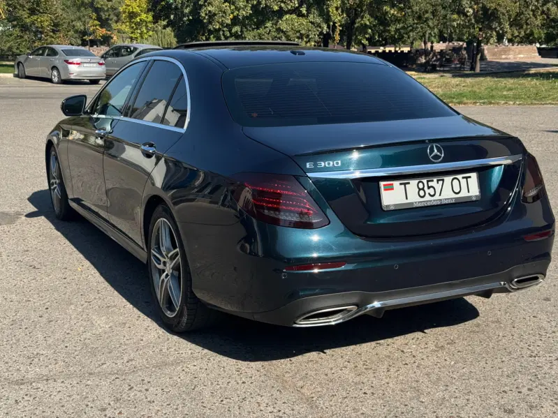 Mercedes-Benz E-Class, 2017