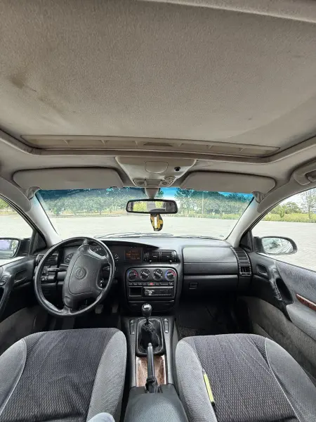Opel Omega, 1996