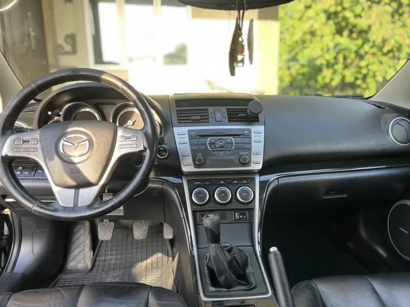 Mazda 6, 2010
