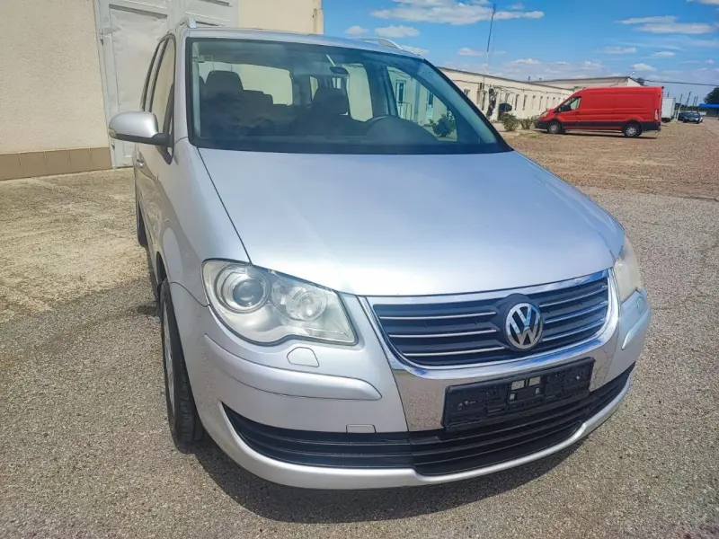 Volkswagen Touran, 2009