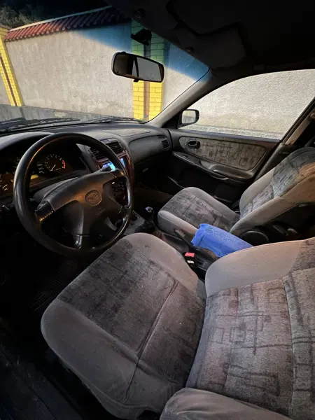 Mazda 626, 1999