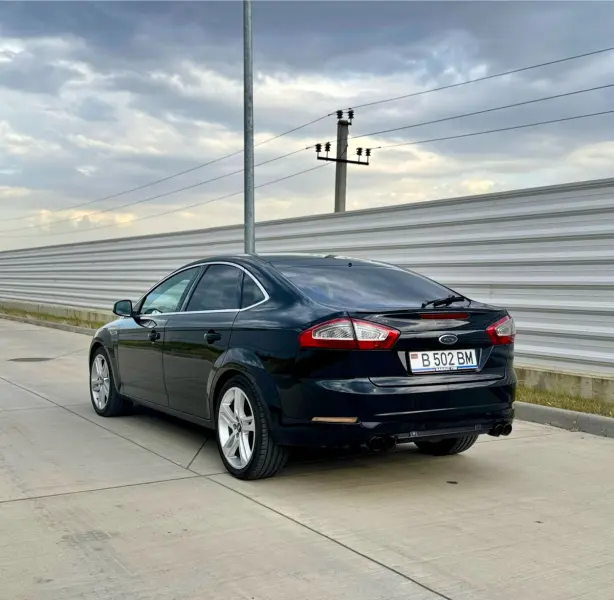 Ford Mondeo, 2011
