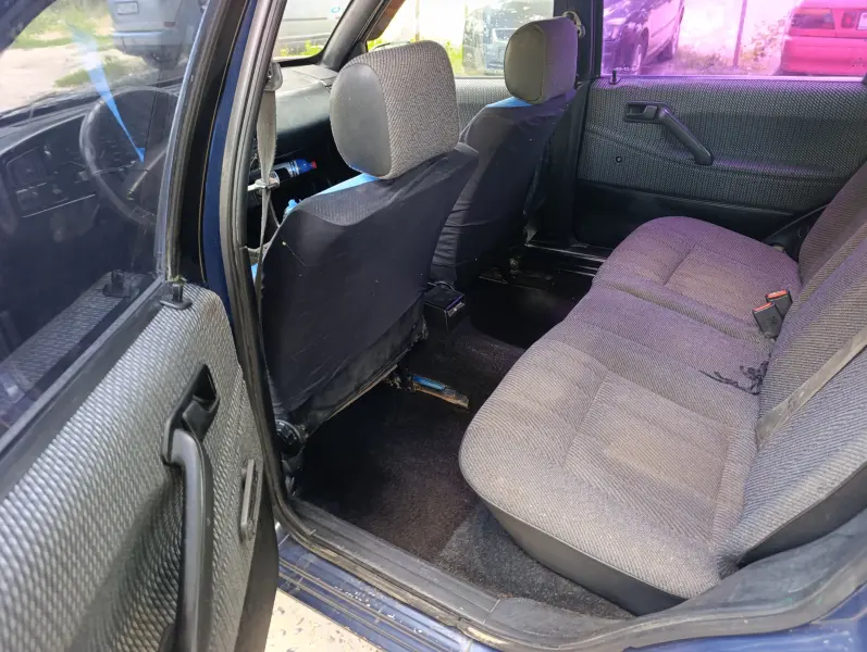 Volkswagen Passat, 1992