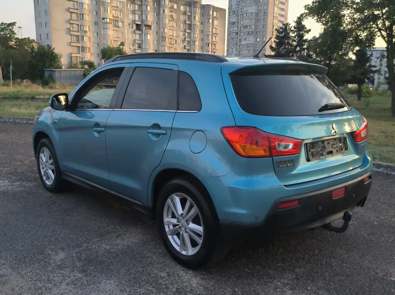 Mitsubishi ASX, 2011