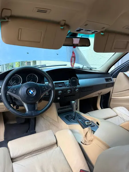 BMW 5 Series, 2005
