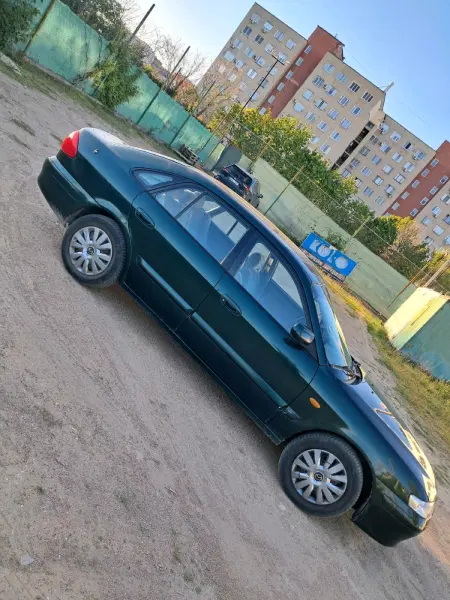Mazda 626, 2000