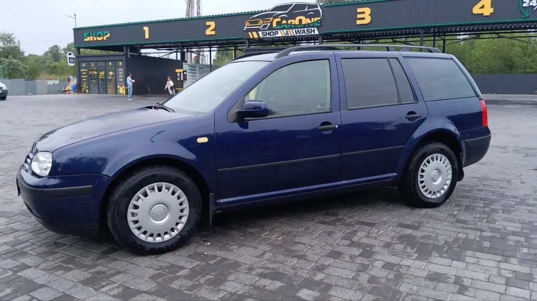 Volkswagen Golf, 1999