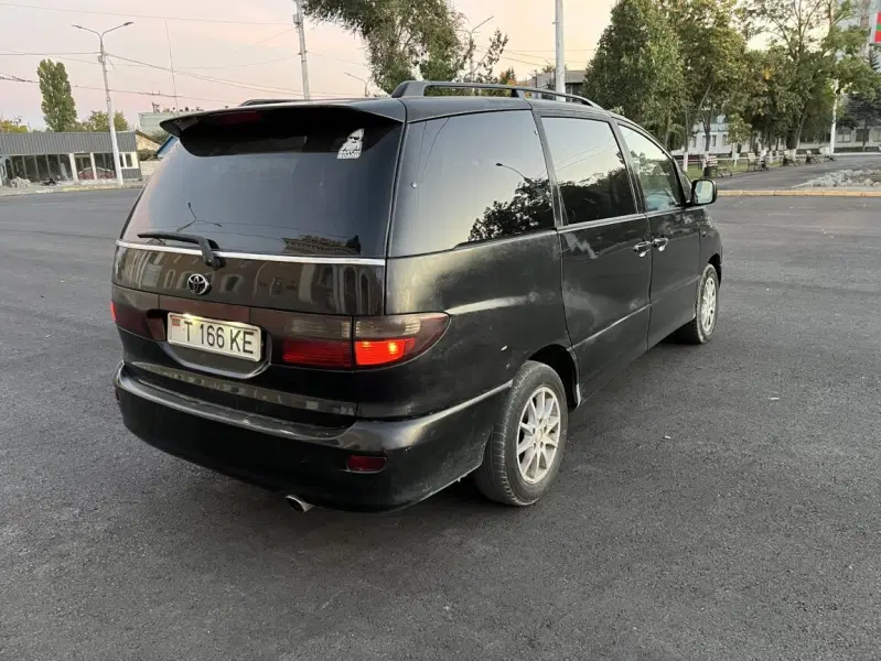 Toyota Previa, 2002