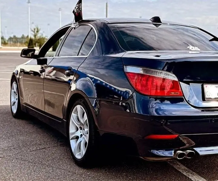 BMW 5 Series, 2005