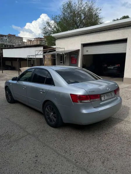 Hyundai Sonata, 2007