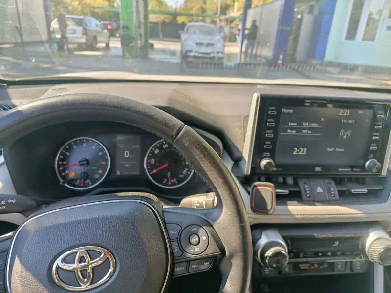 Toyota RAV4, 2021