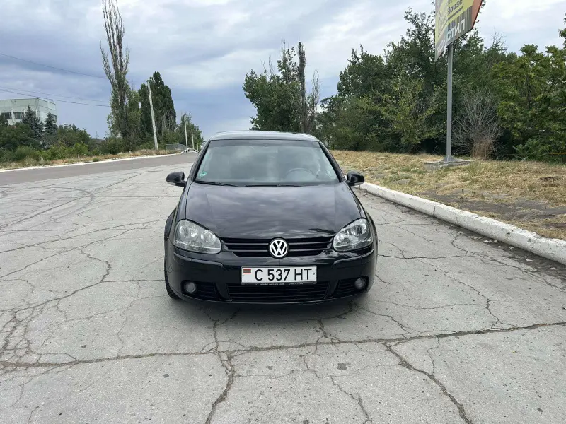Volkswagen Golf, 2004
