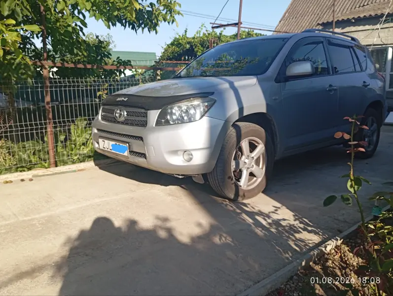 Toyota RAV4, 2007