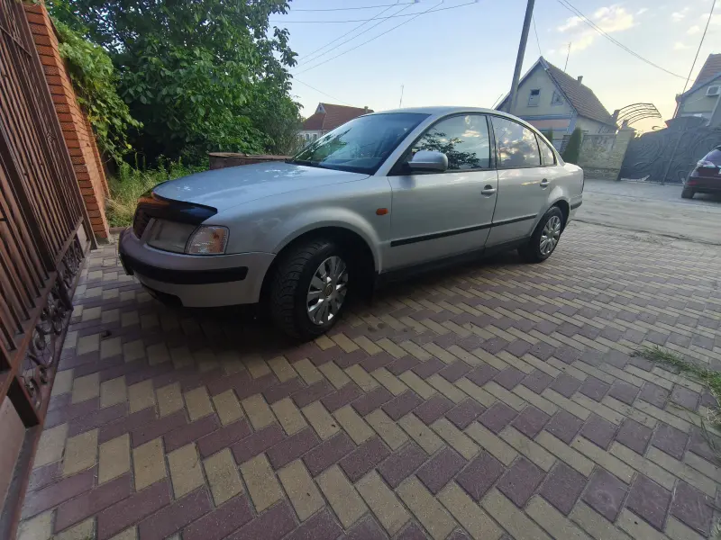 Volkswagen Passat, 1998