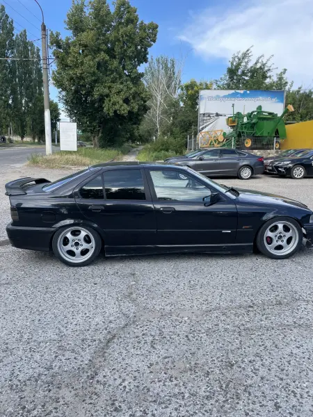 BMW 3 Series, 1994