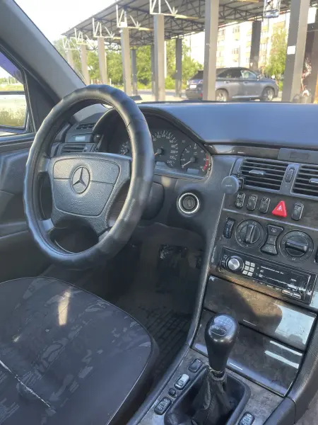 Mercedes-Benz E-Class, 1998
