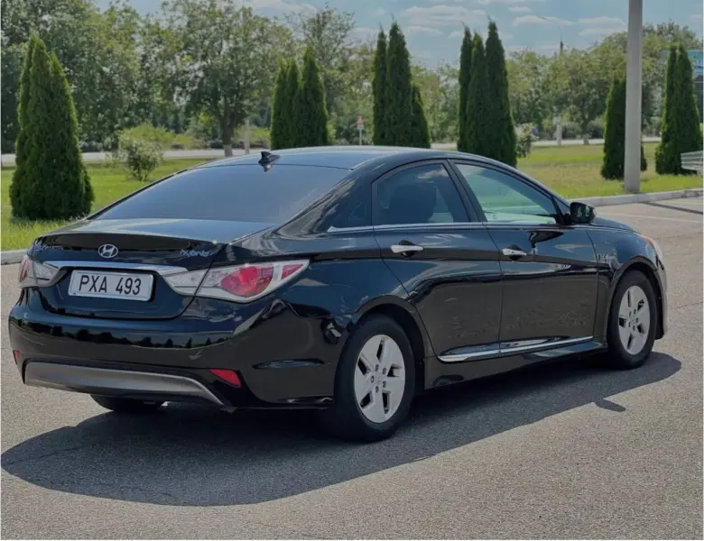 Hyundai Sonata, 2013