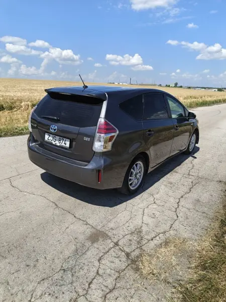 Toyota Prius, 2016