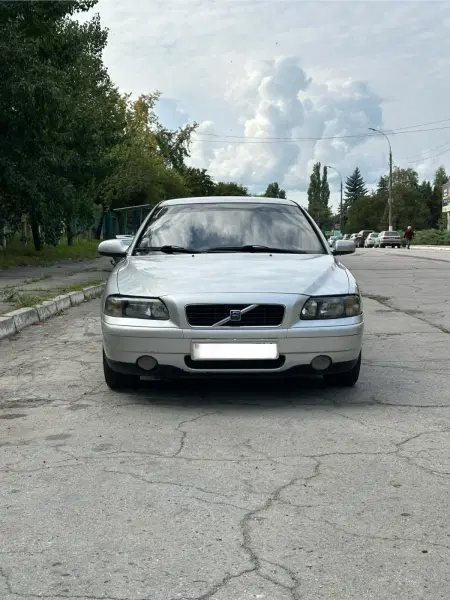 Volvo S60, 2003