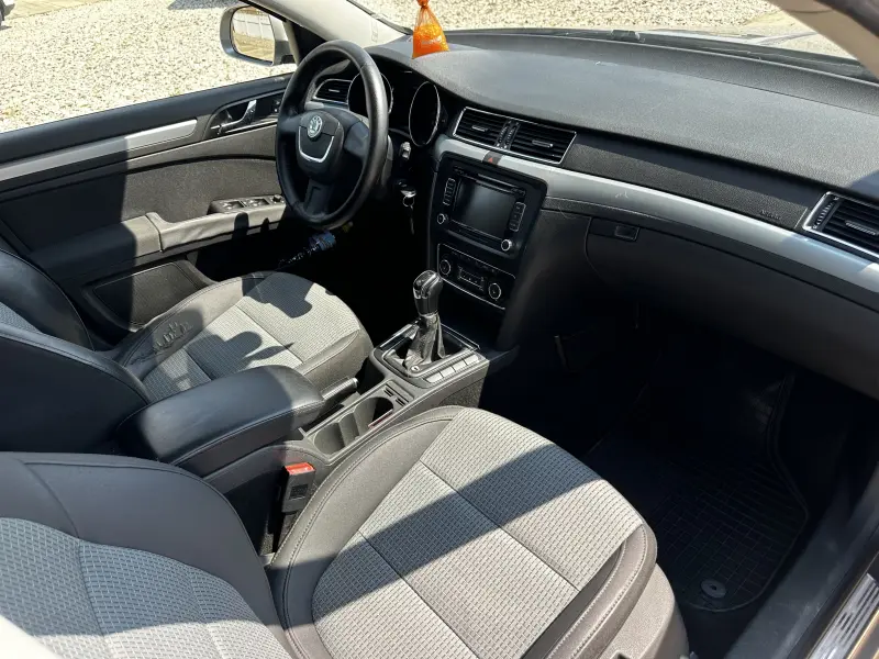 Skoda Superb, 2009