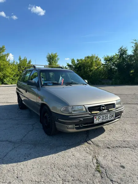 Opel Astra, 1996