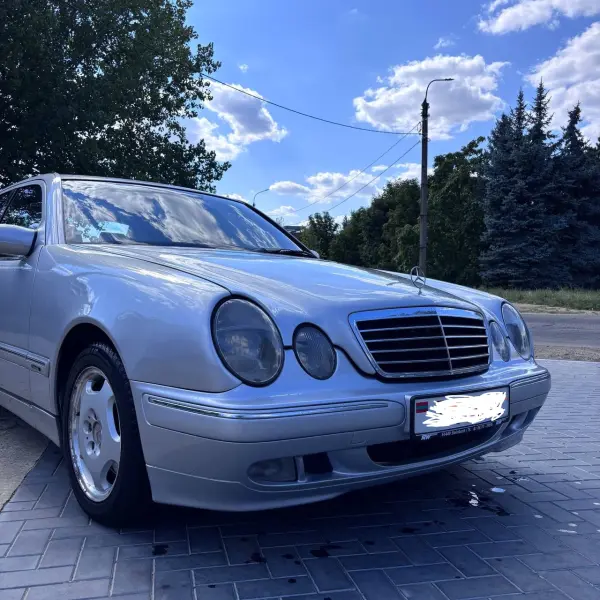 Mercedes-Benz E-Class, 2001