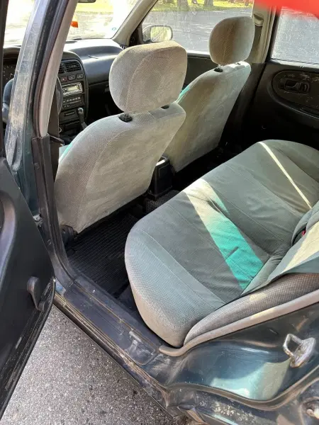 Nissan Primera, 1994