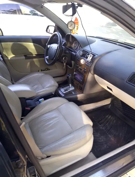 Ford Mondeo, 2003